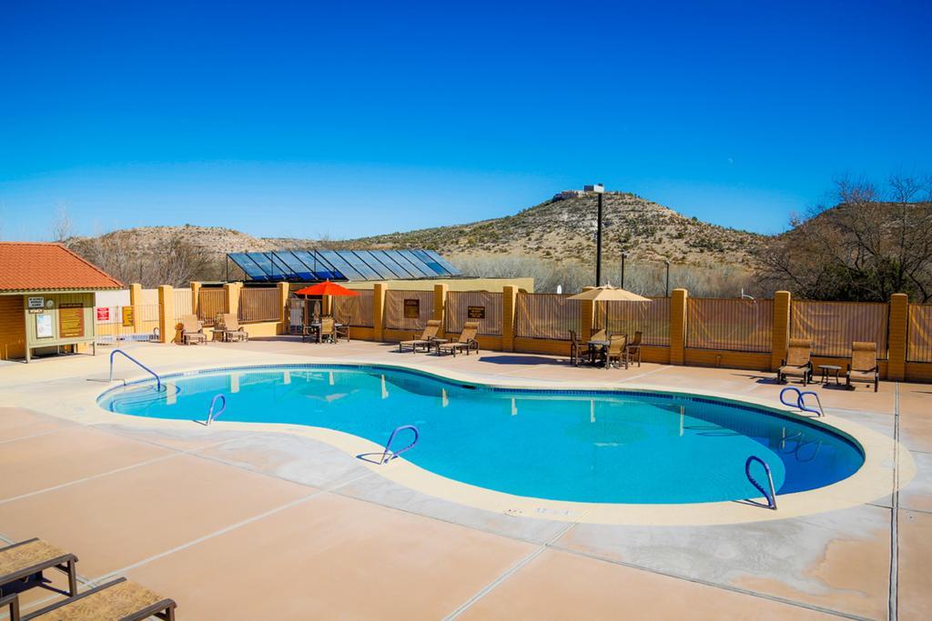 Verde Valley Tiny House 17 คอตตอนวูด ภายนอก รูปภาพ